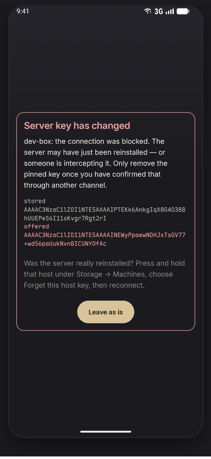 A dialog saying the server key has changed, showing the stored and offered fingerprints side by side.